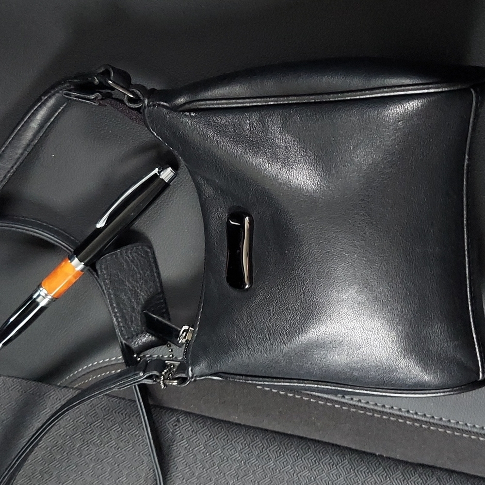 Jacqueline Ferrar small crossbody bag